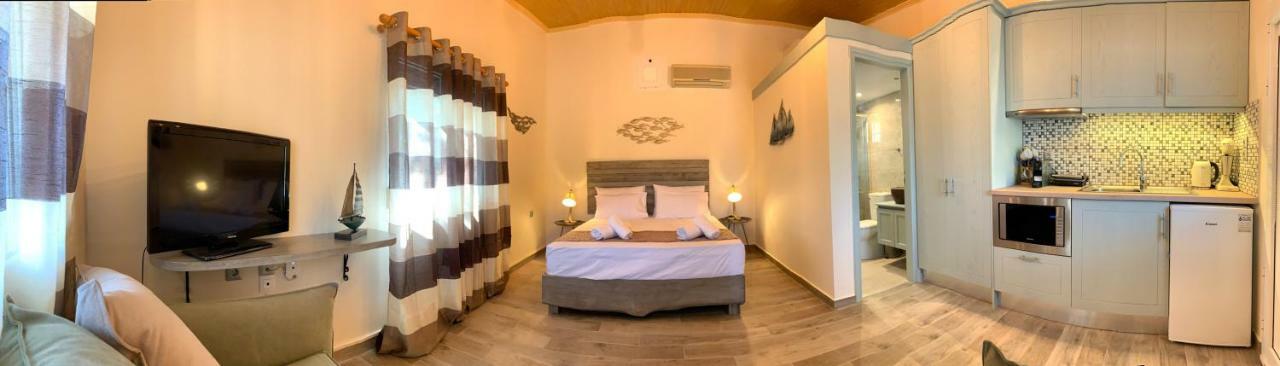 Iliovasilema Aparthotel Plati  Exteriör bild